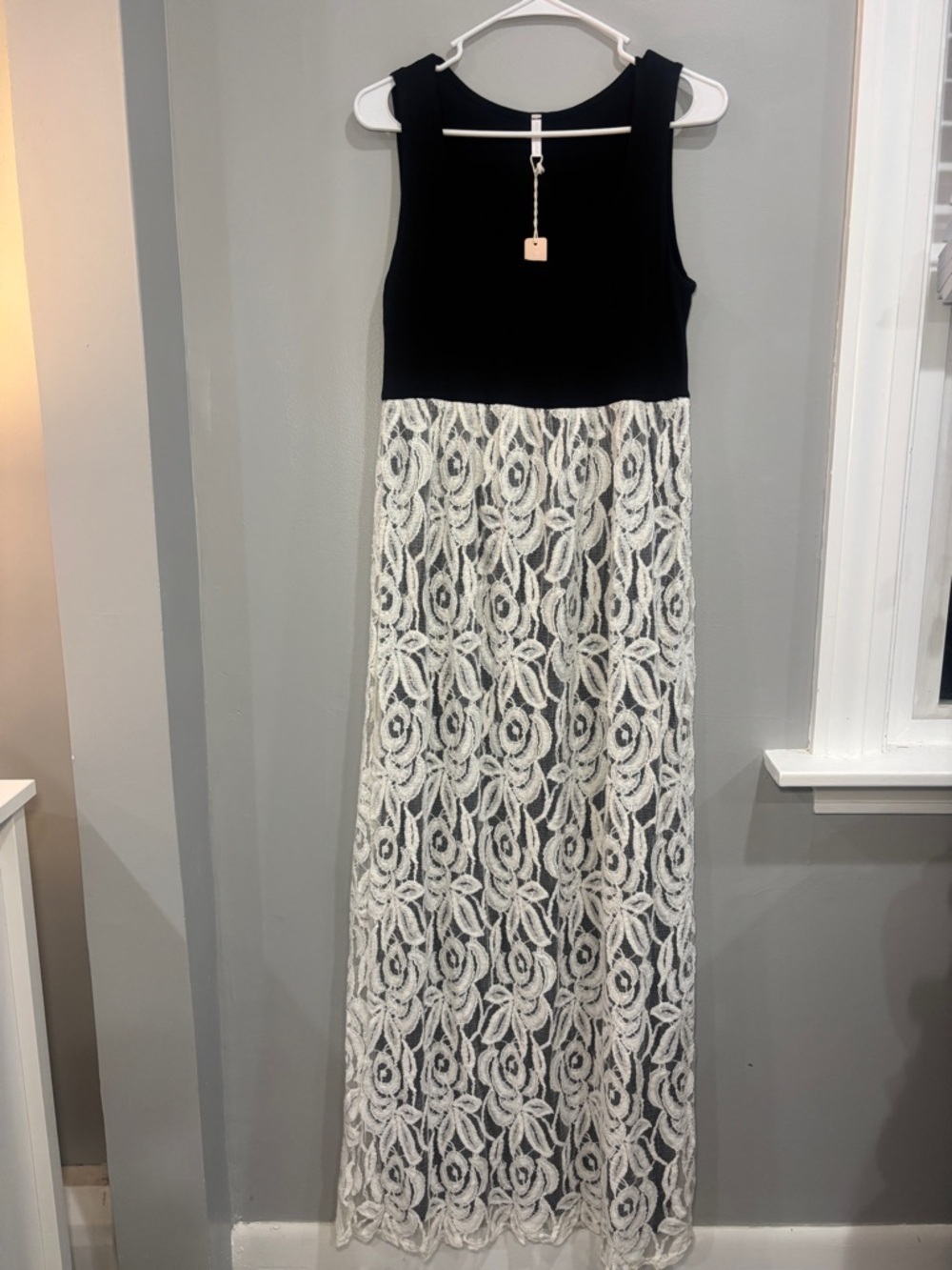 NEW! Maternity Pinkblush Black Bodice with White Lace Maxi Dress Large